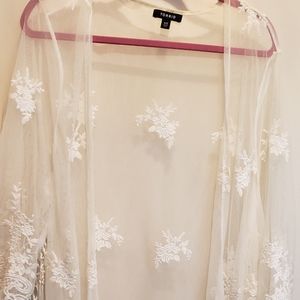 White Lace Wrap/Tunic Top by Torrid Size 1/2
